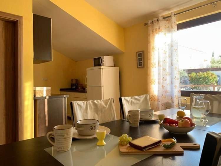 טרוגיר Fresh Apartments Dar Orlic מראה חיצוני תמונה